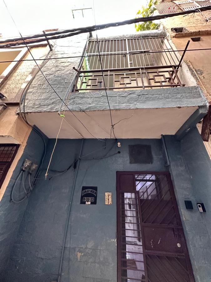 Homlee Heritage Flat with kitchen in Central Delhi