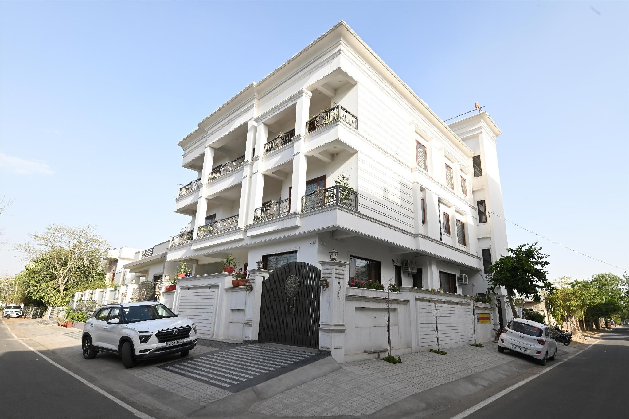 Hadendra Residences