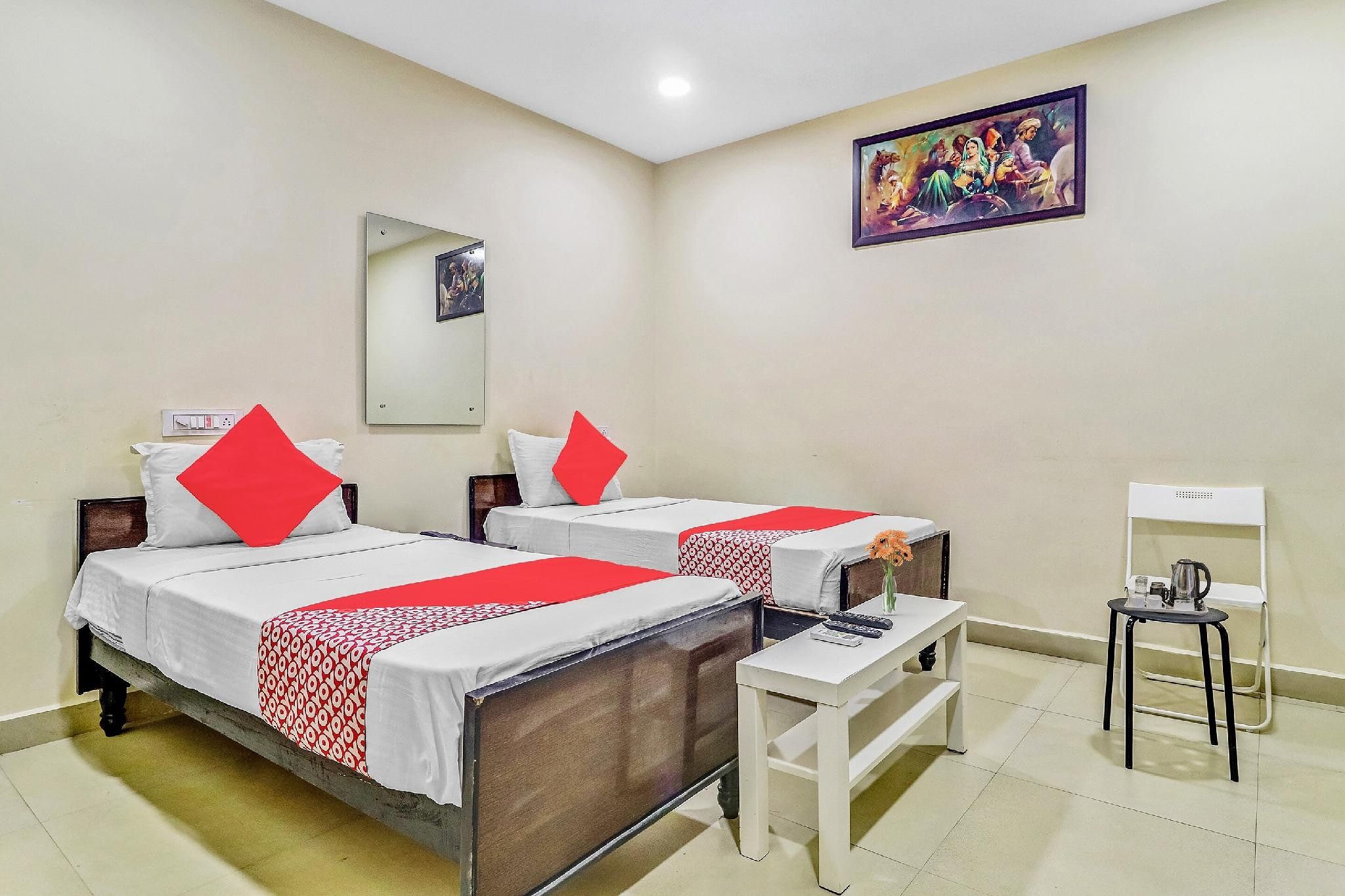 Hotel Airport Shine Inn Classic Double or Twin 3