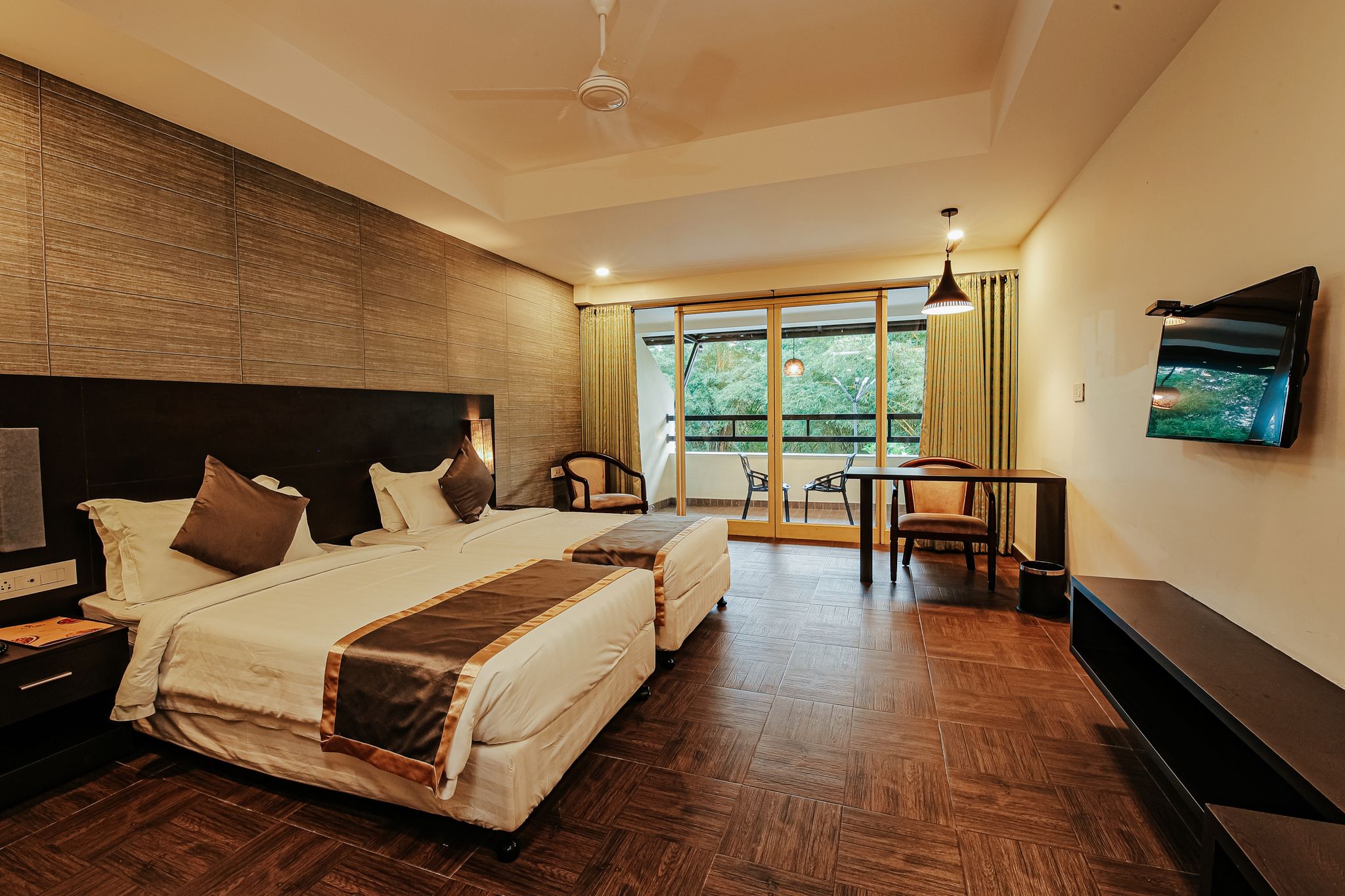 Avoki Hotels and Resorts Deluxe Room Ac -Twin Bed with balcony 2