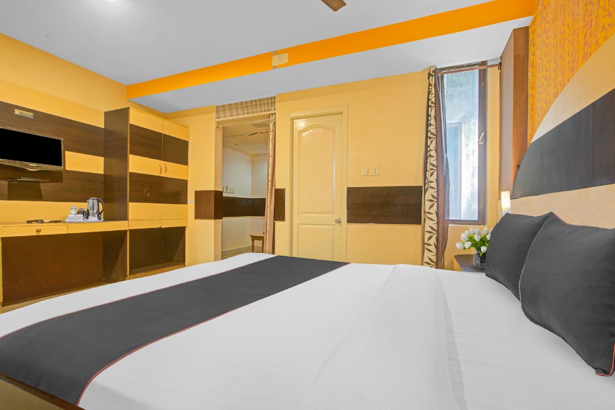 Deluxe Double or Twin