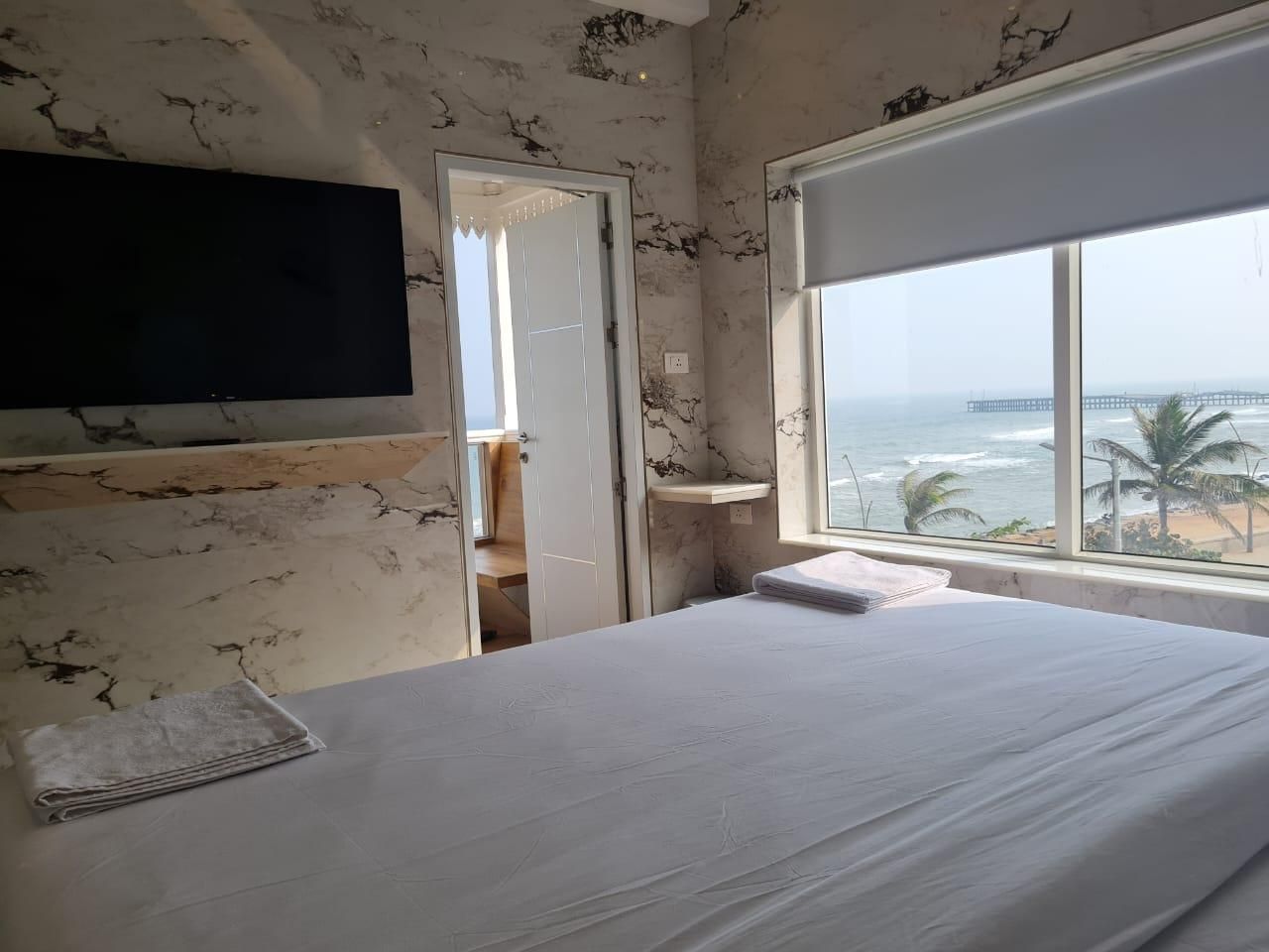 Premier Sea View