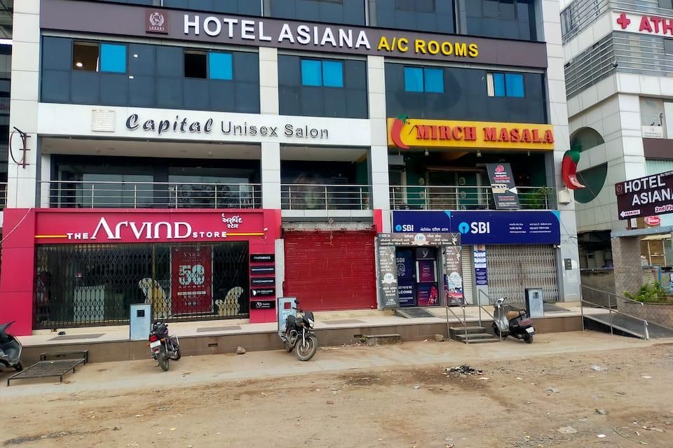 POP 86000 Hotel Asiana