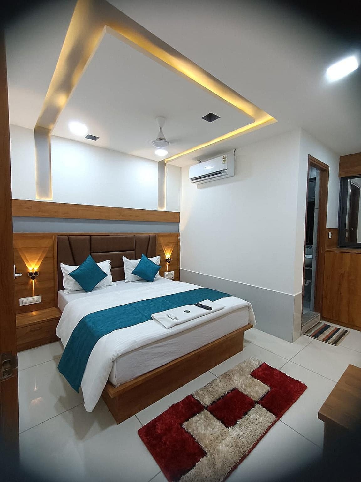 Deluxe AC Room