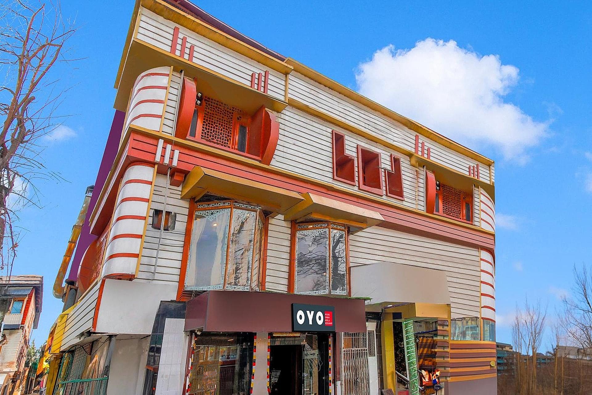 OYO Mughal Darbar Hotel & Restaurant