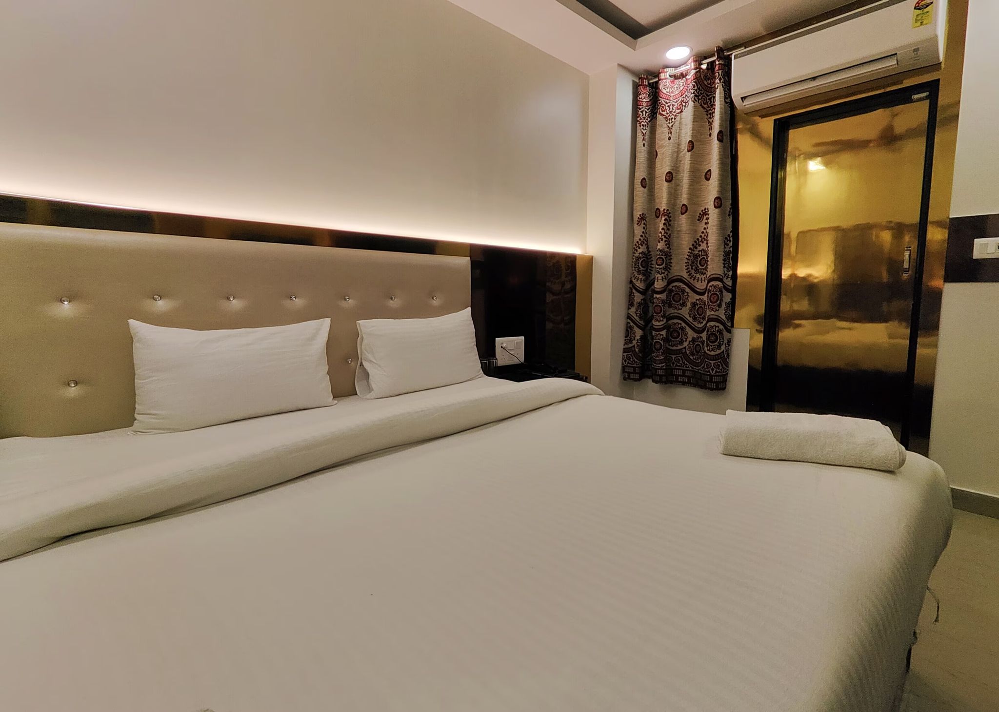 Super Deluxe Room with Complimentary Wi-Fi