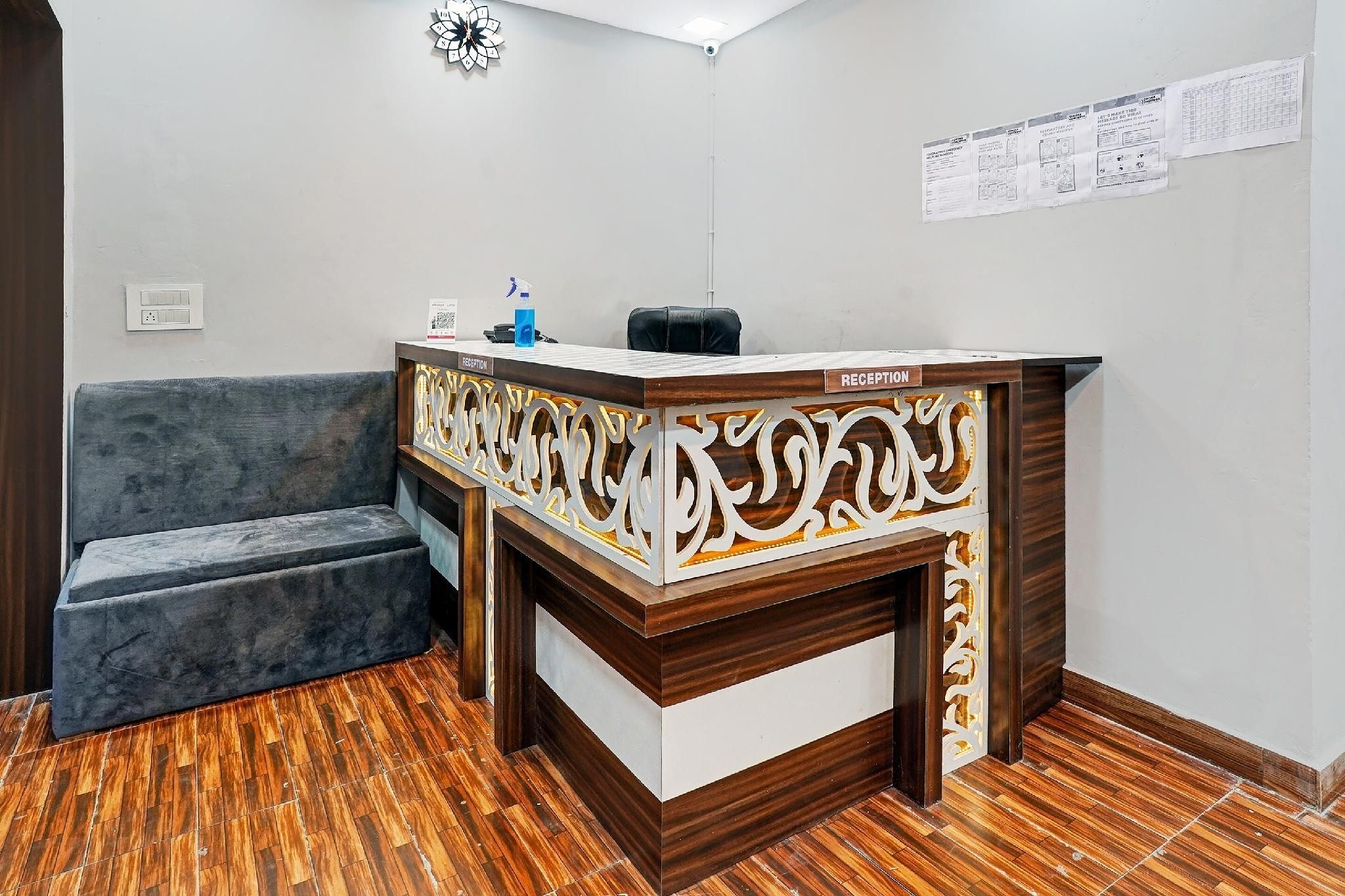 OYO Hotel Knights Inn