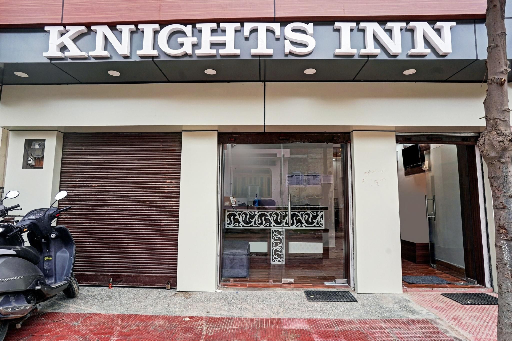OYO Hotel Knights Inn