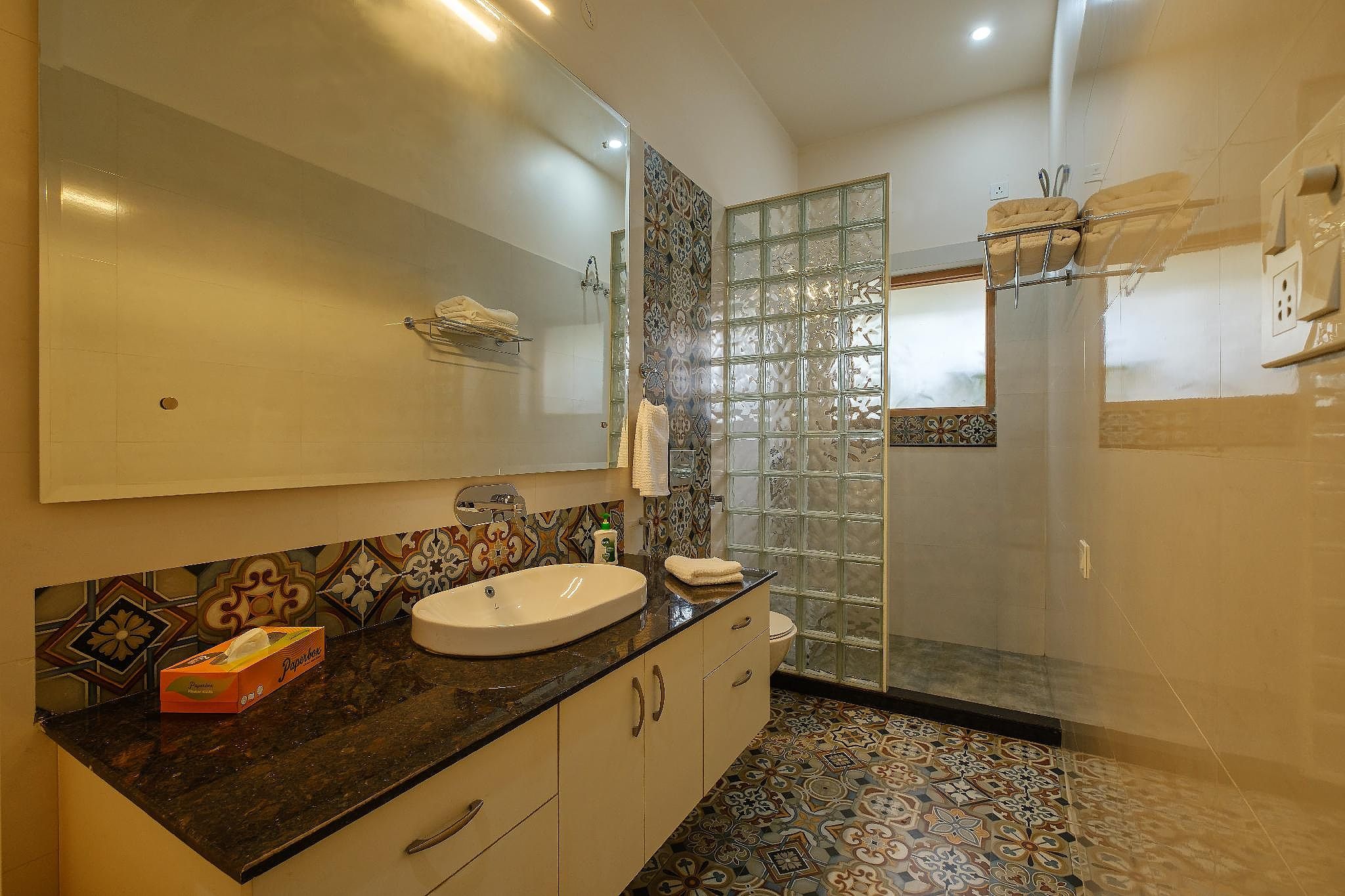 Shree Nikunj - A Boutique Homestay Deluxe King Studio 2