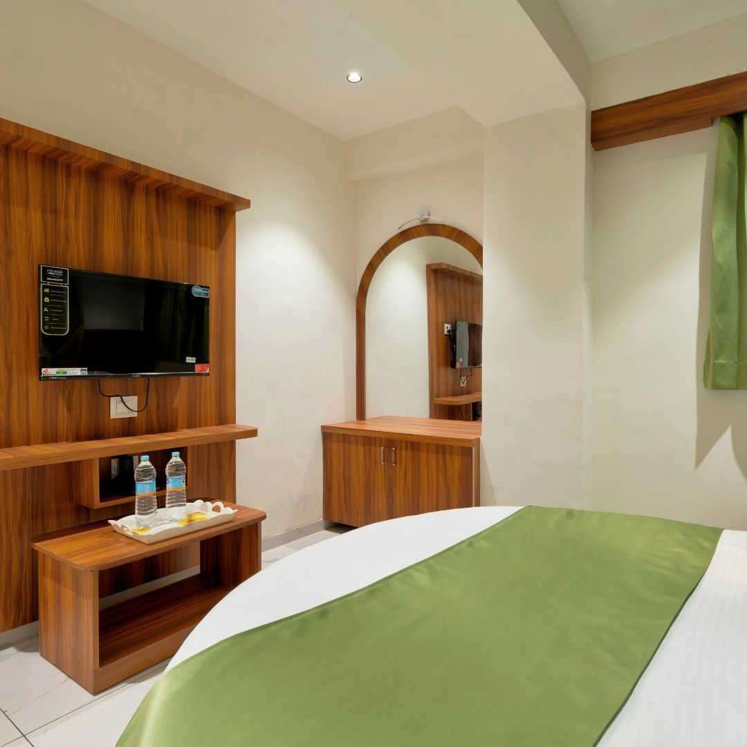 HOTEL ROYAL 21 Double Bed Room 4