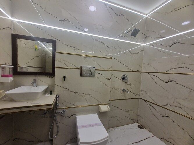 Hotel Muskan Mathura Super Deluxe 12