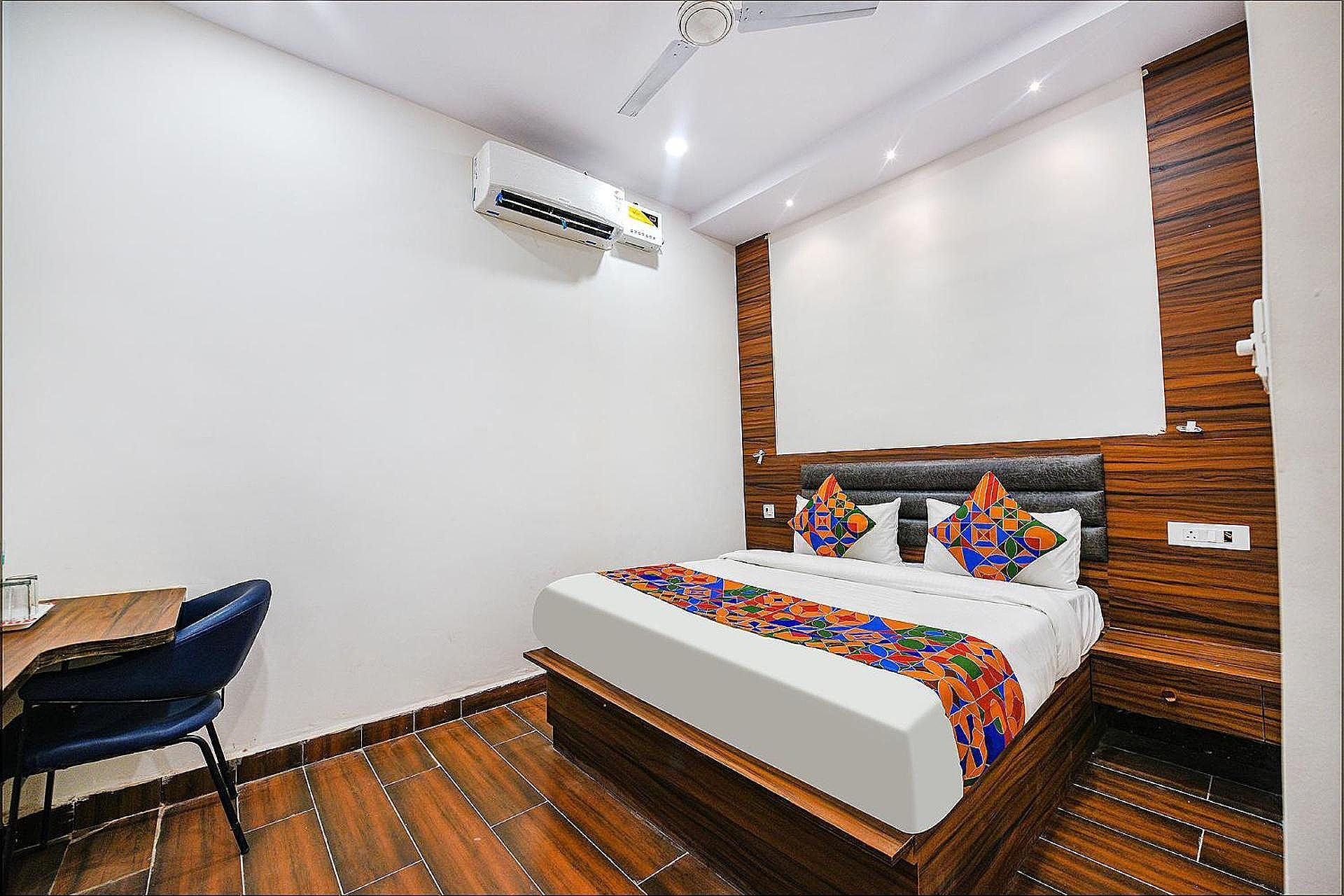 Fabexpress City Walk Deluxe Room