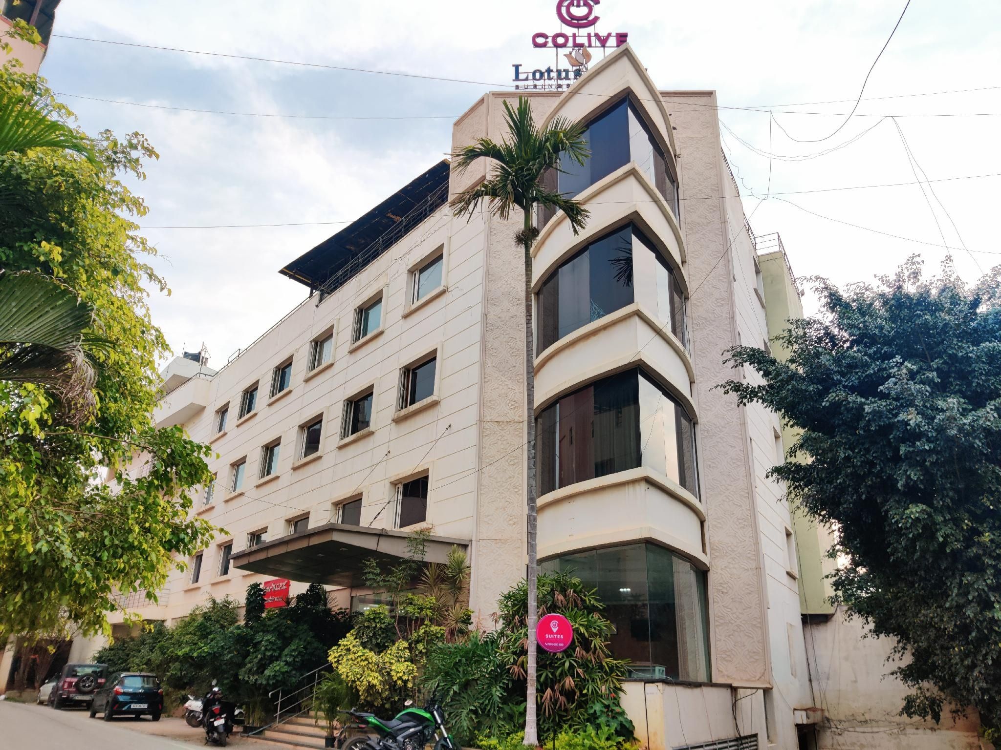 C Suites Business Hotel