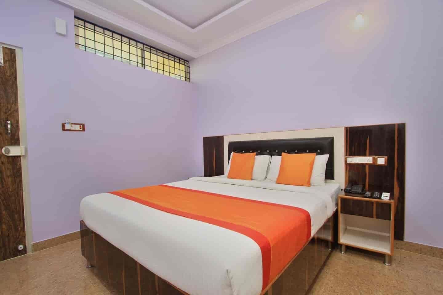 Classic City View Room