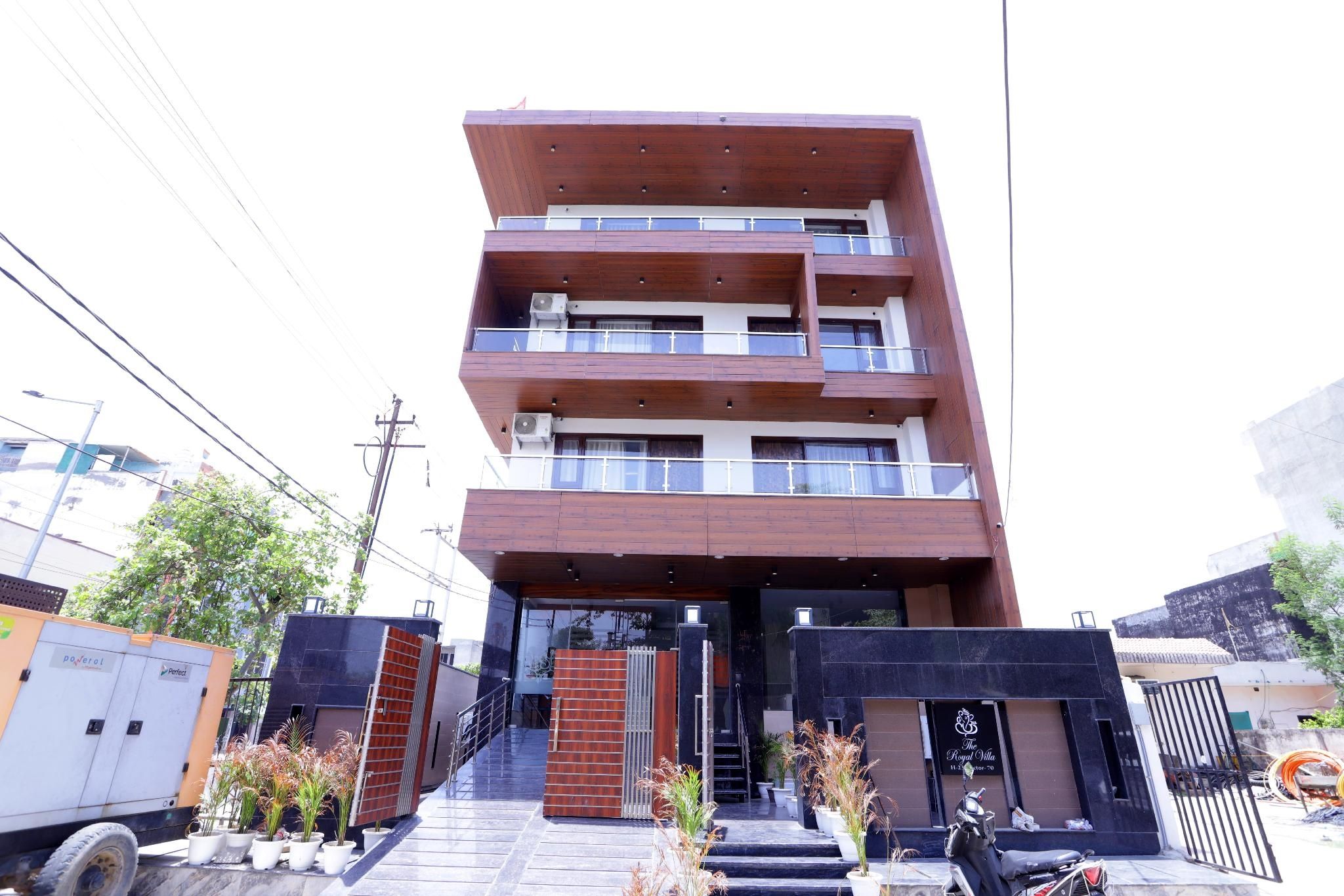 THE ROYAL VILLA - Noida Sector 70