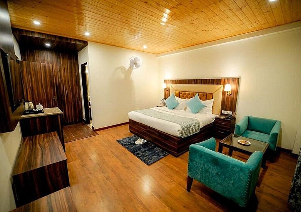 Simsa Heights Manali
