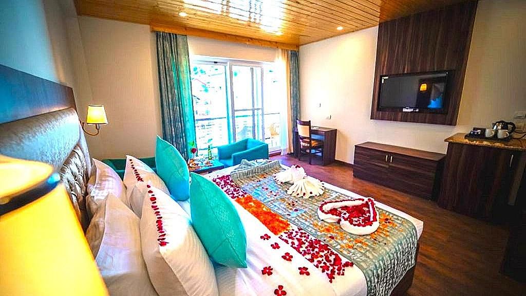Simsa Heights Manali