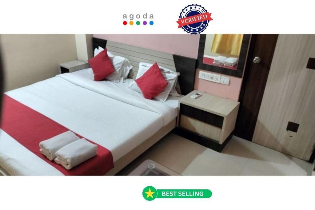 Deluxe Double Room, Multiple Beds, City View(1 King Bed and 1 Twin Futon)