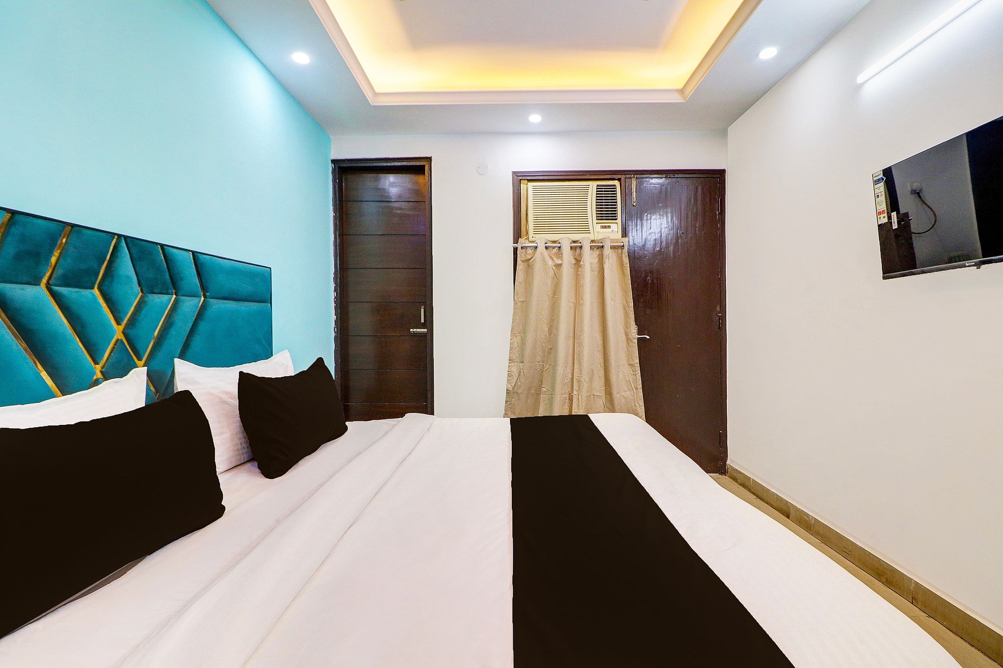 Super Hotel O Saket Residency KD Plaza Near Saket Metro