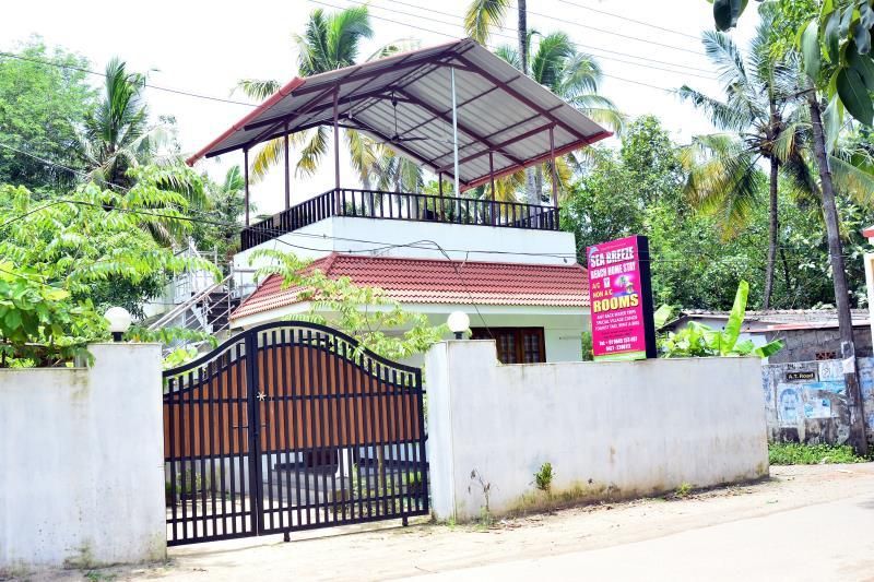 Double or Twin Room with Private Bathroom