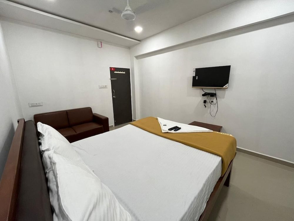 Hotel Nature Peak Double Room, City View 4