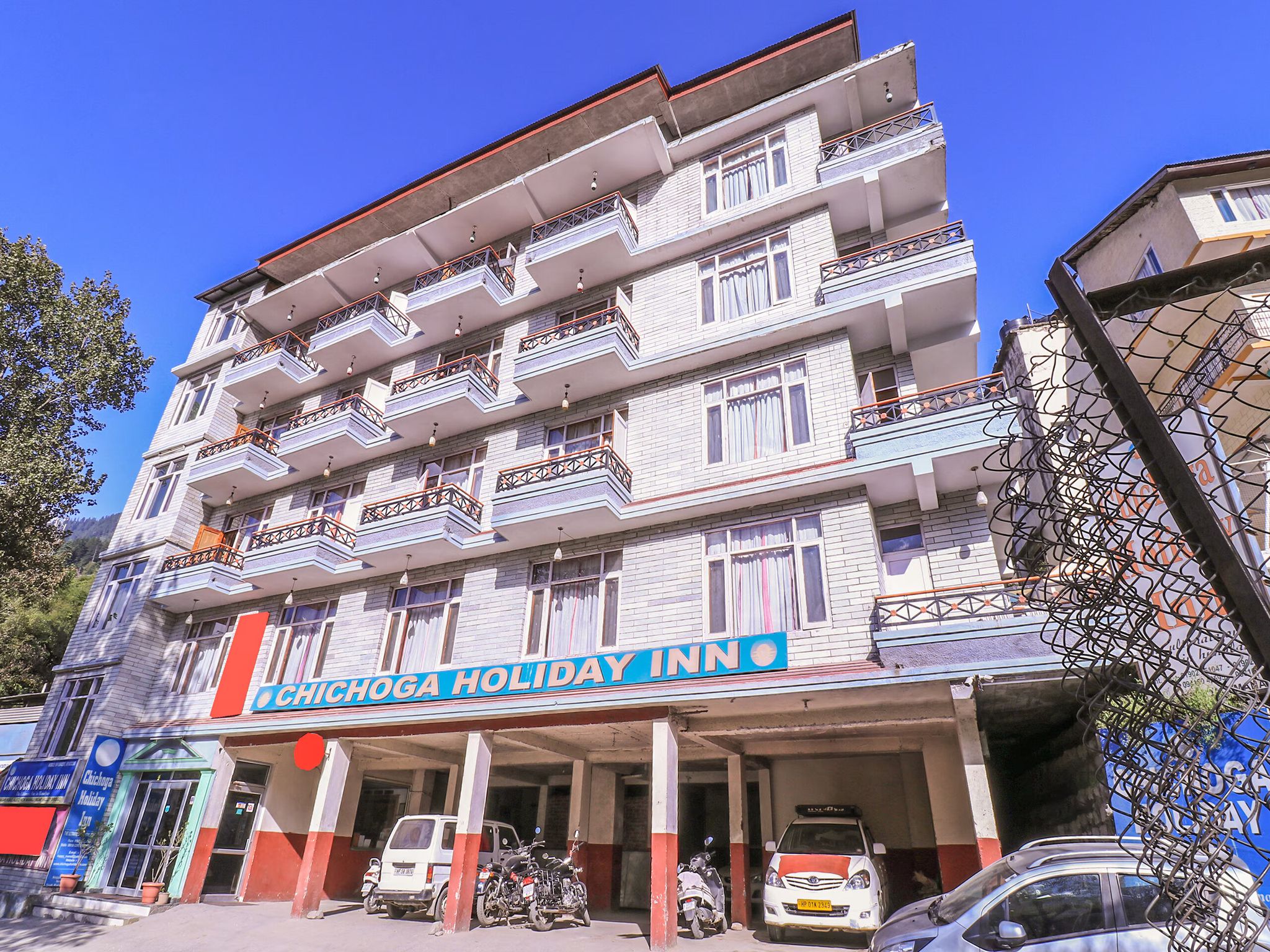 Hotel Chichoga Holiday Inn