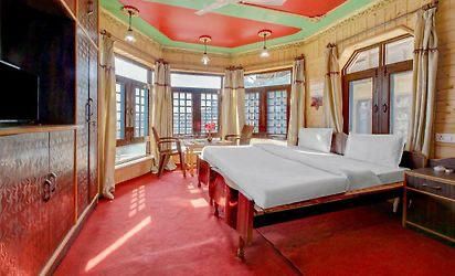 Super Deluxe Double Bed Room AC