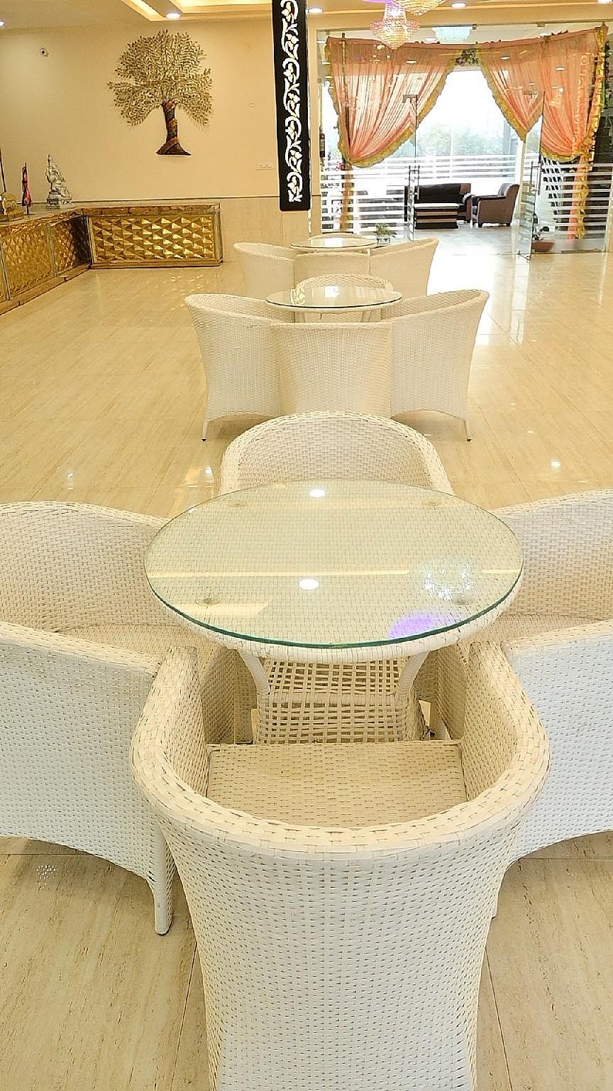 Banquet hall