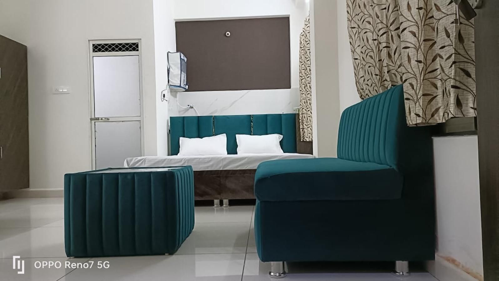 Shivay Home stay  Attic Family Suite 4