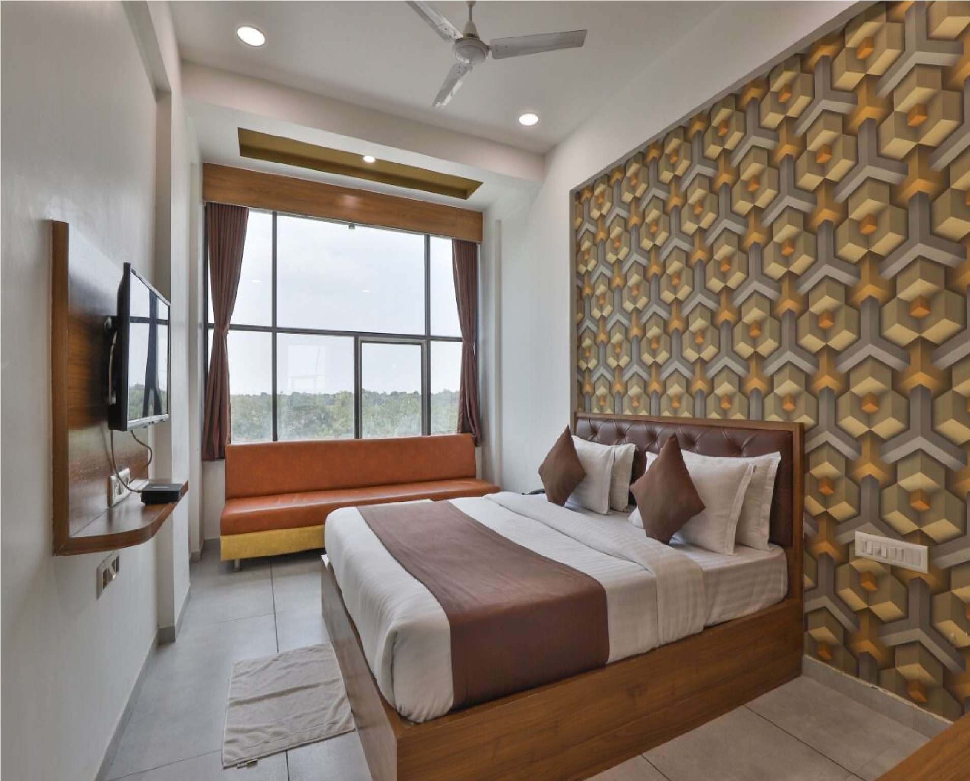 Hotel The Global Point Deluxe Double Room 9