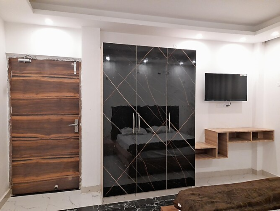 The Ashoka Resort & Banquets Deluxe Room 2