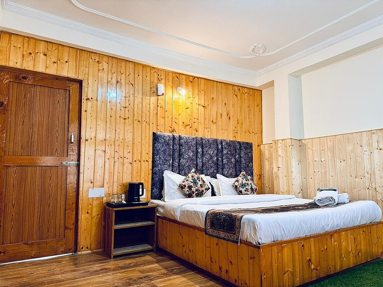 Superior Mountain View  