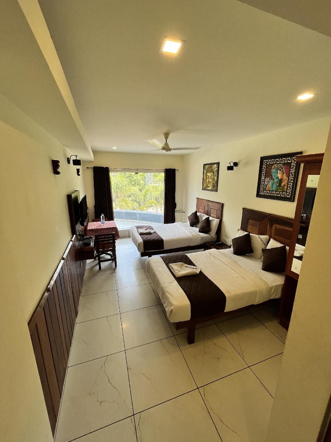 Family Quadruple with Temple View - AC