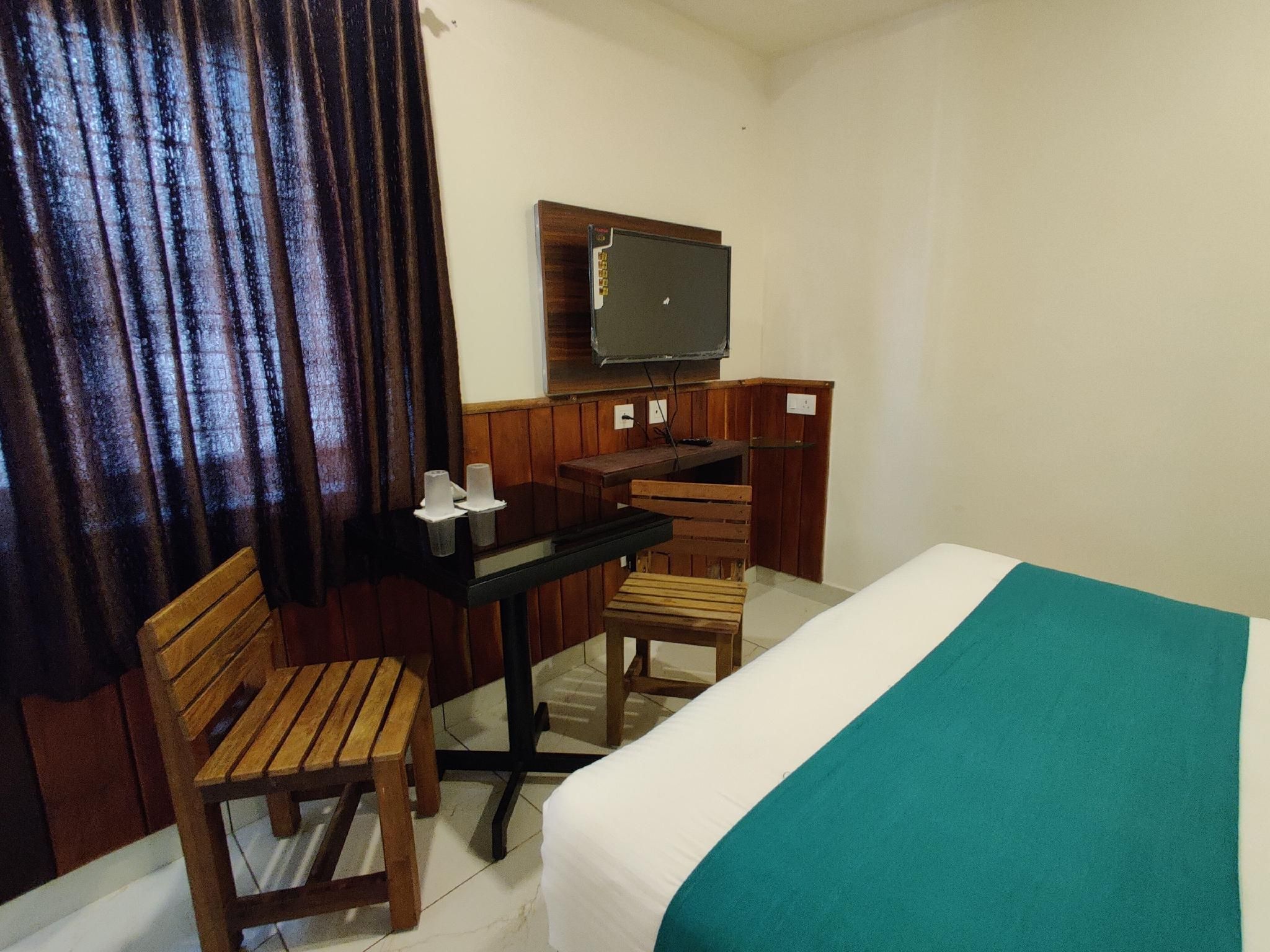 Economy Room (Non AC)