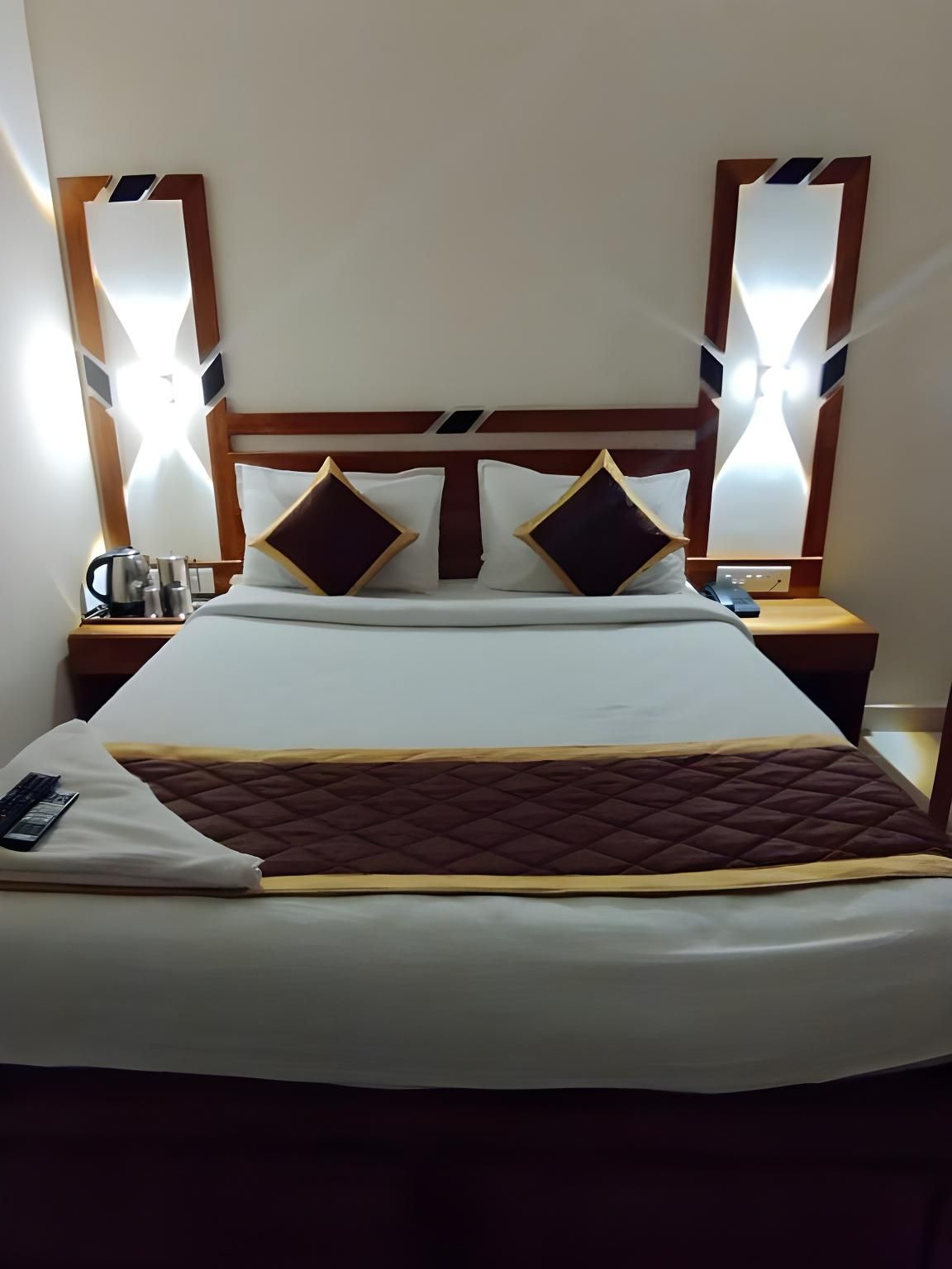 Semi Deluxe Room with City or Street View