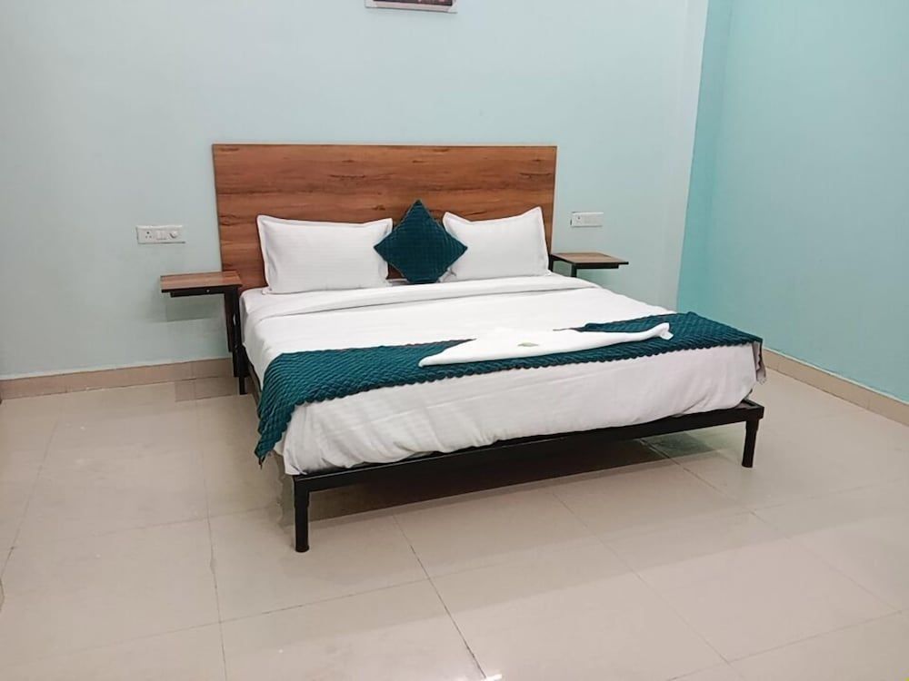 Hotel Soho Sector 51 Noida Double Room