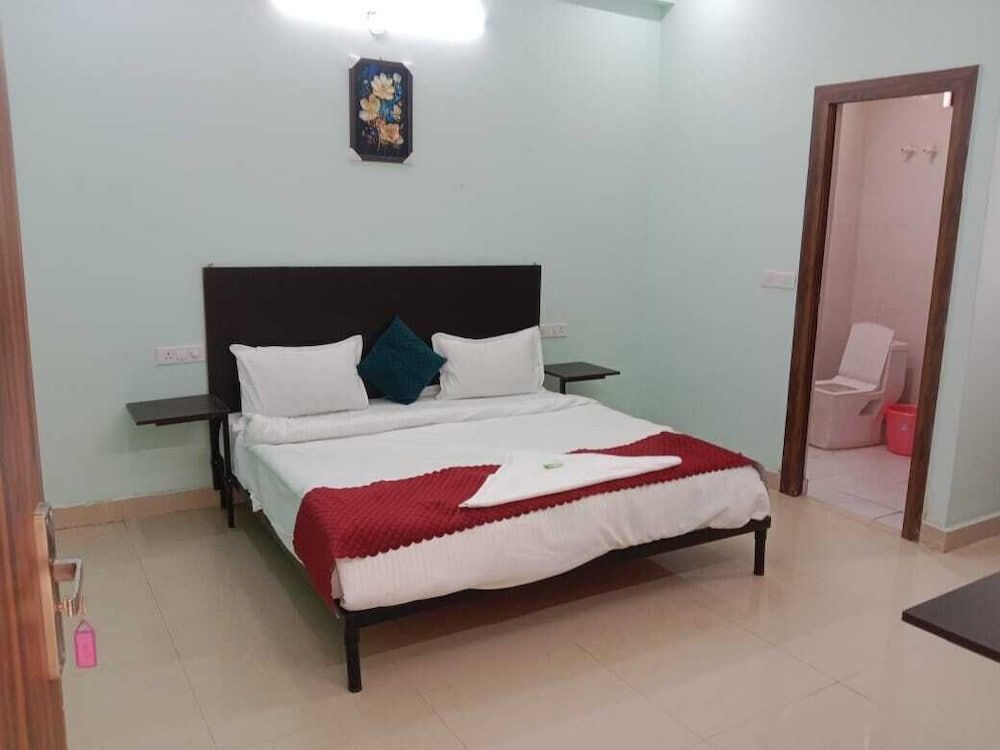 Hotel Soho Sector 51 Noida Double Room 3