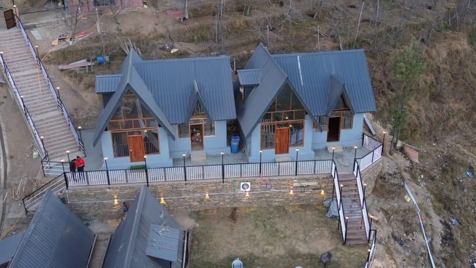 Snowind Cottages