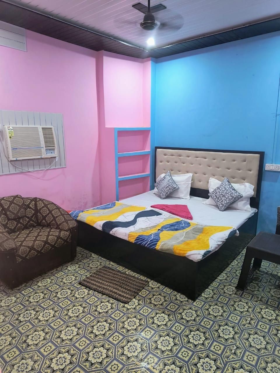 Deluxe Room with Air Conditioning