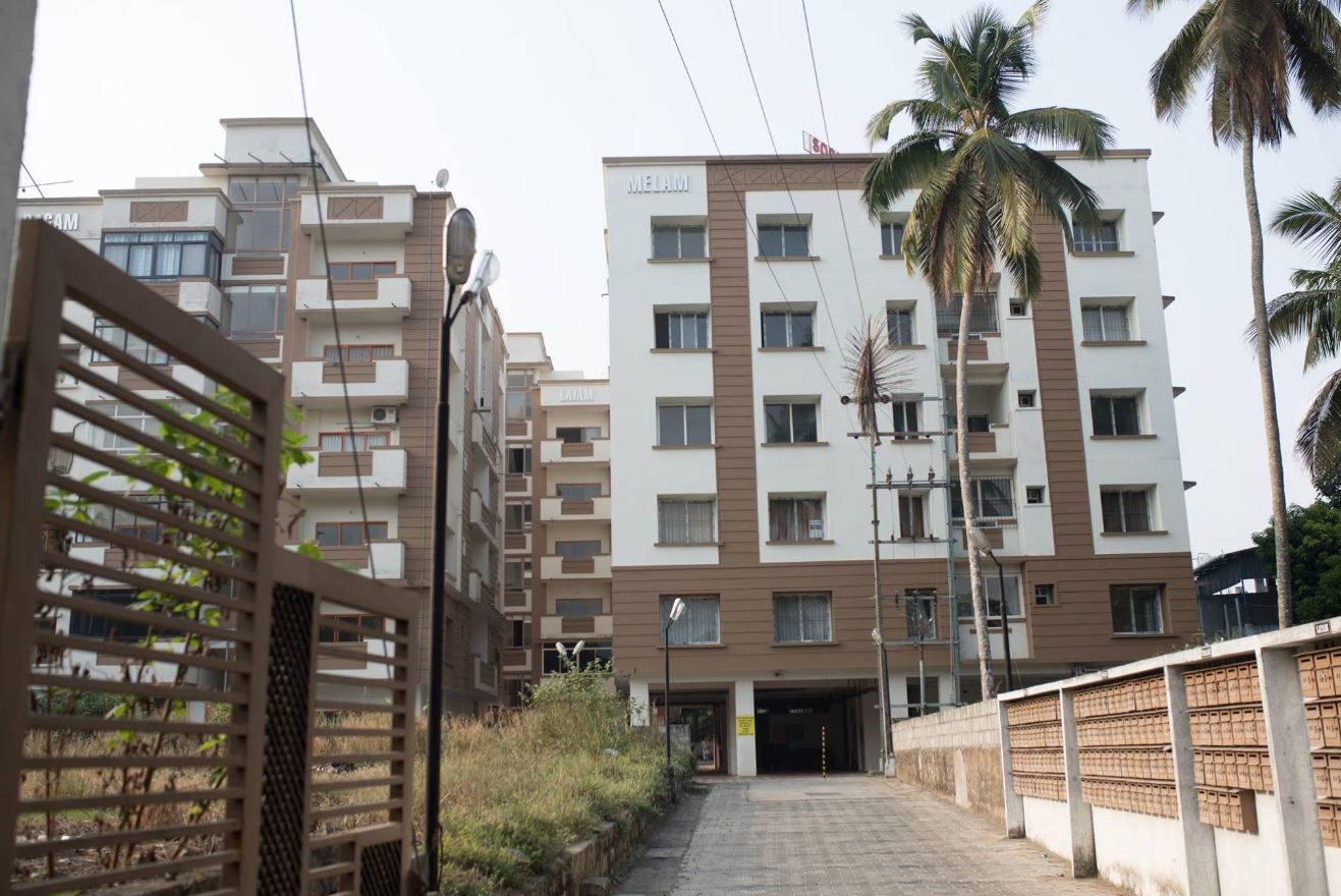 TWO BHK Furnished Flat Near-200 m-Guruvayur Temple