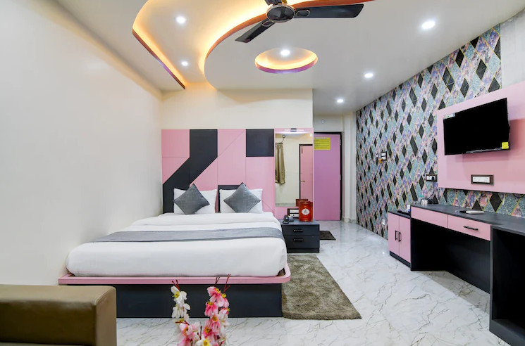 2 BEDSUPER DELUXE POOL VIEW