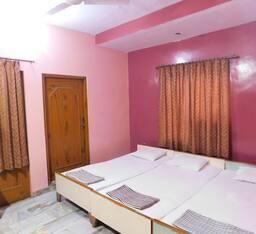 Air Conditioning Deluxe Triple Bed Room