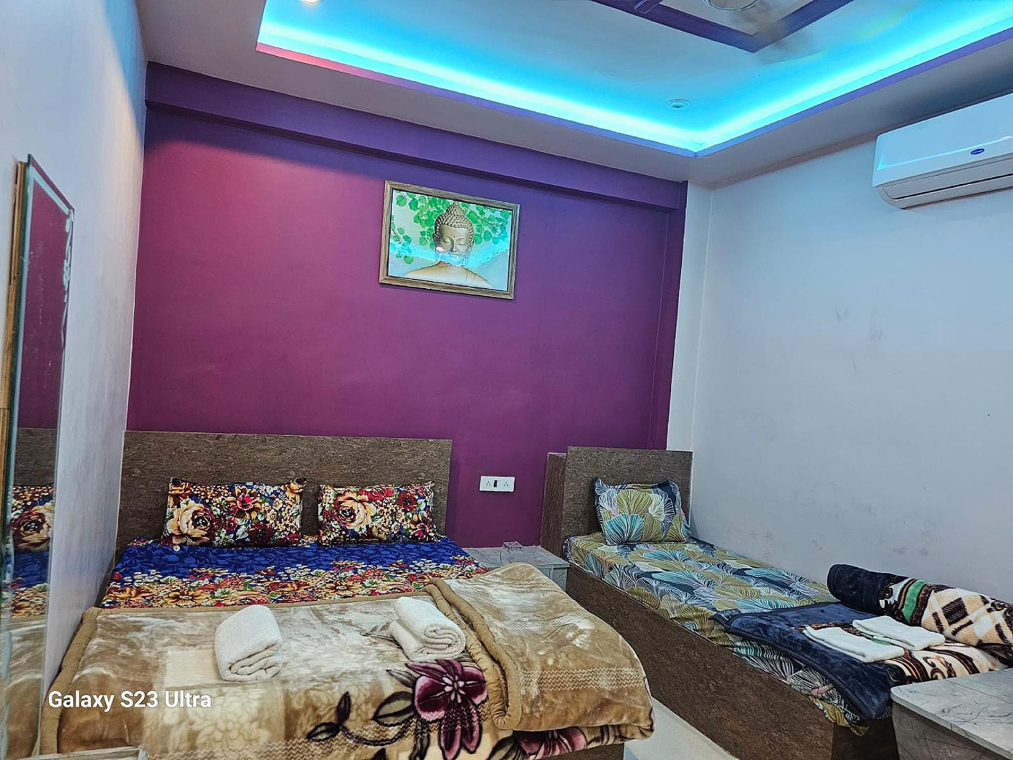 Deluxe Triple Room, City View