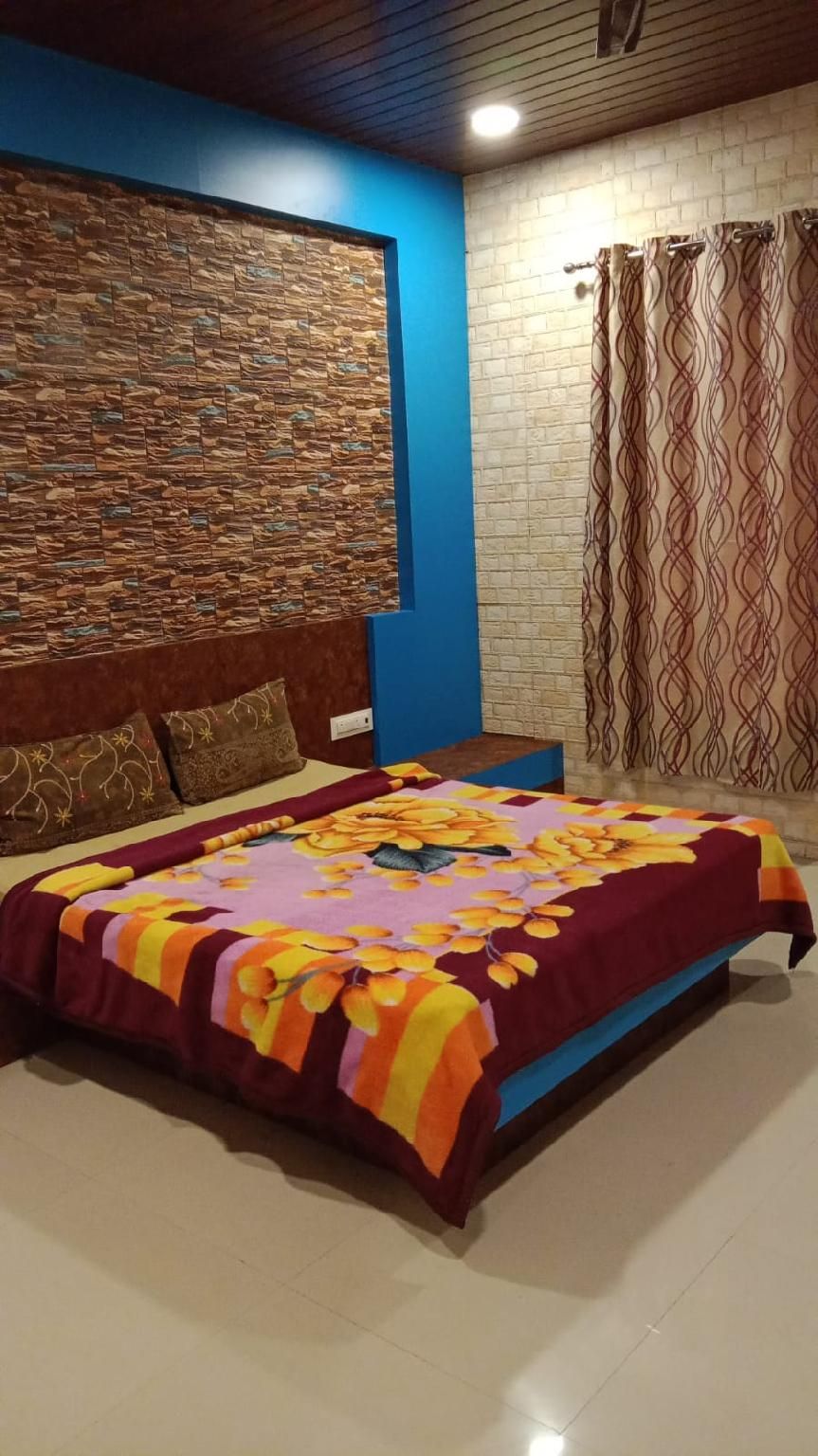 Neelam Hill Resort