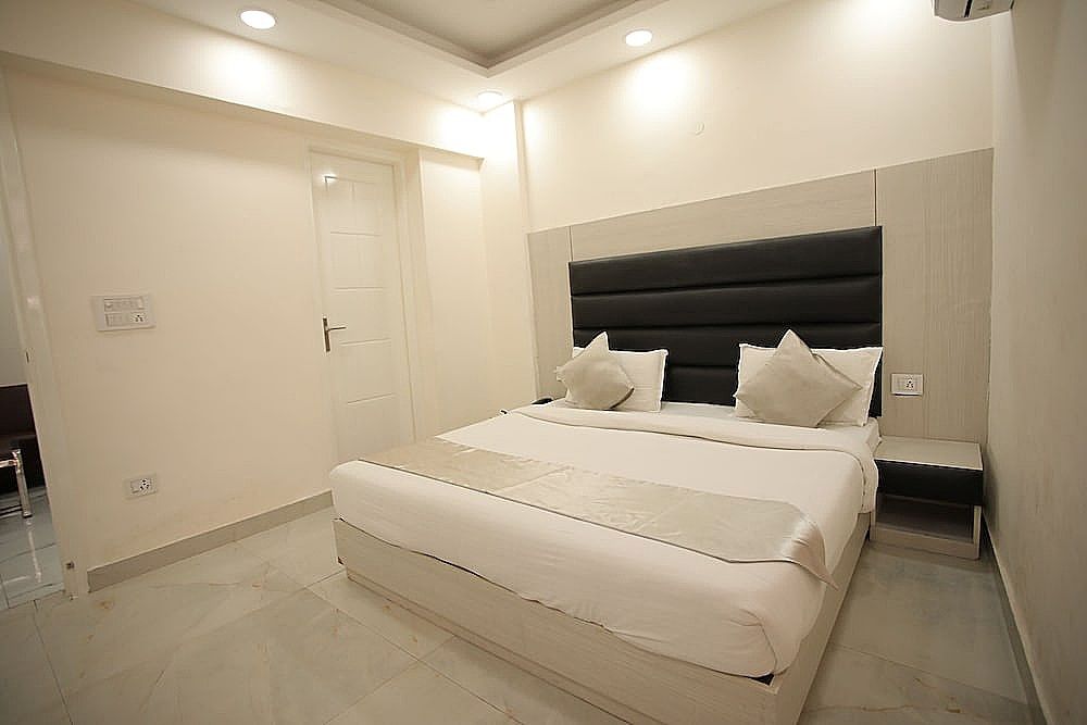 The Yuvraj Residency 1 BHK Service Apartment 10
