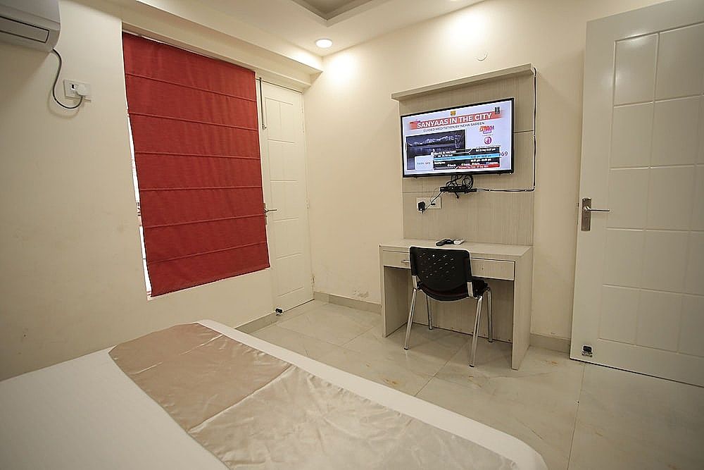 The Yuvraj Residency 1 BHK Service Apartment 5