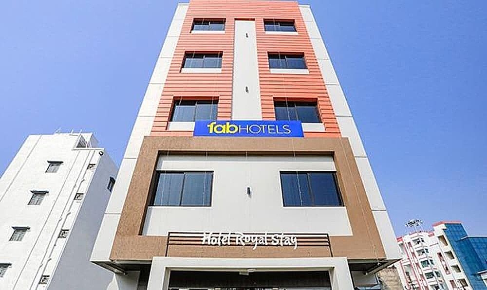 Fabhotel Royal Stay