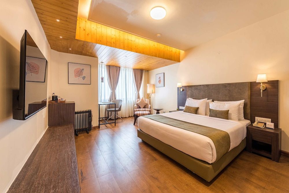 Premium Kanchenjunga View Room