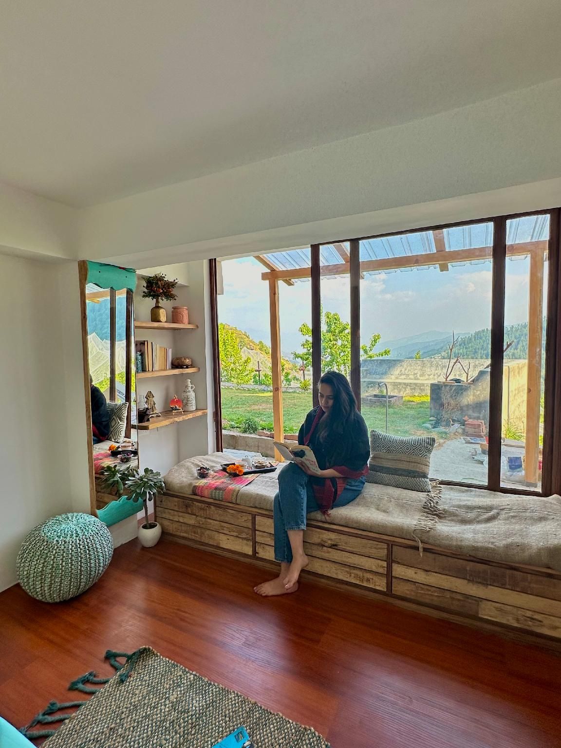 King Bed with View