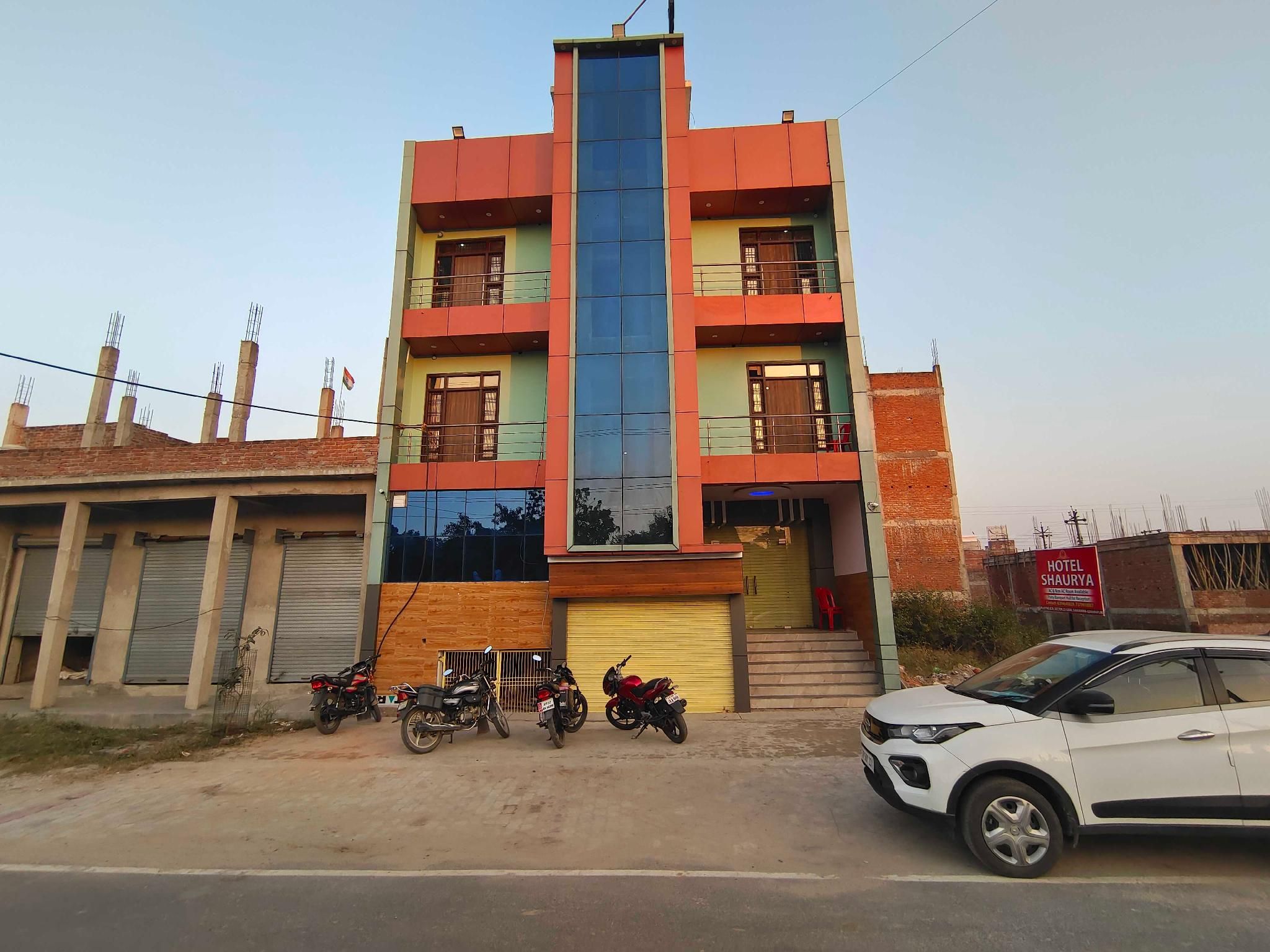 OYO Flagship Hotel Shaurya